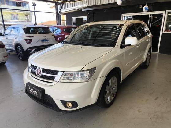 FIAT FREEMONT 2.4 EMOTION 16V GASOLINA 4P AUTOMÁTICO